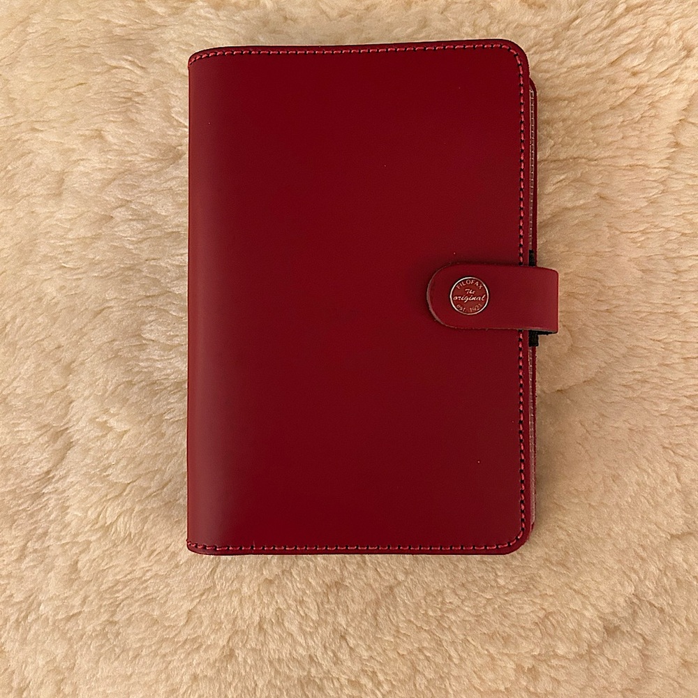 Filofax ringbound planner in Personal size